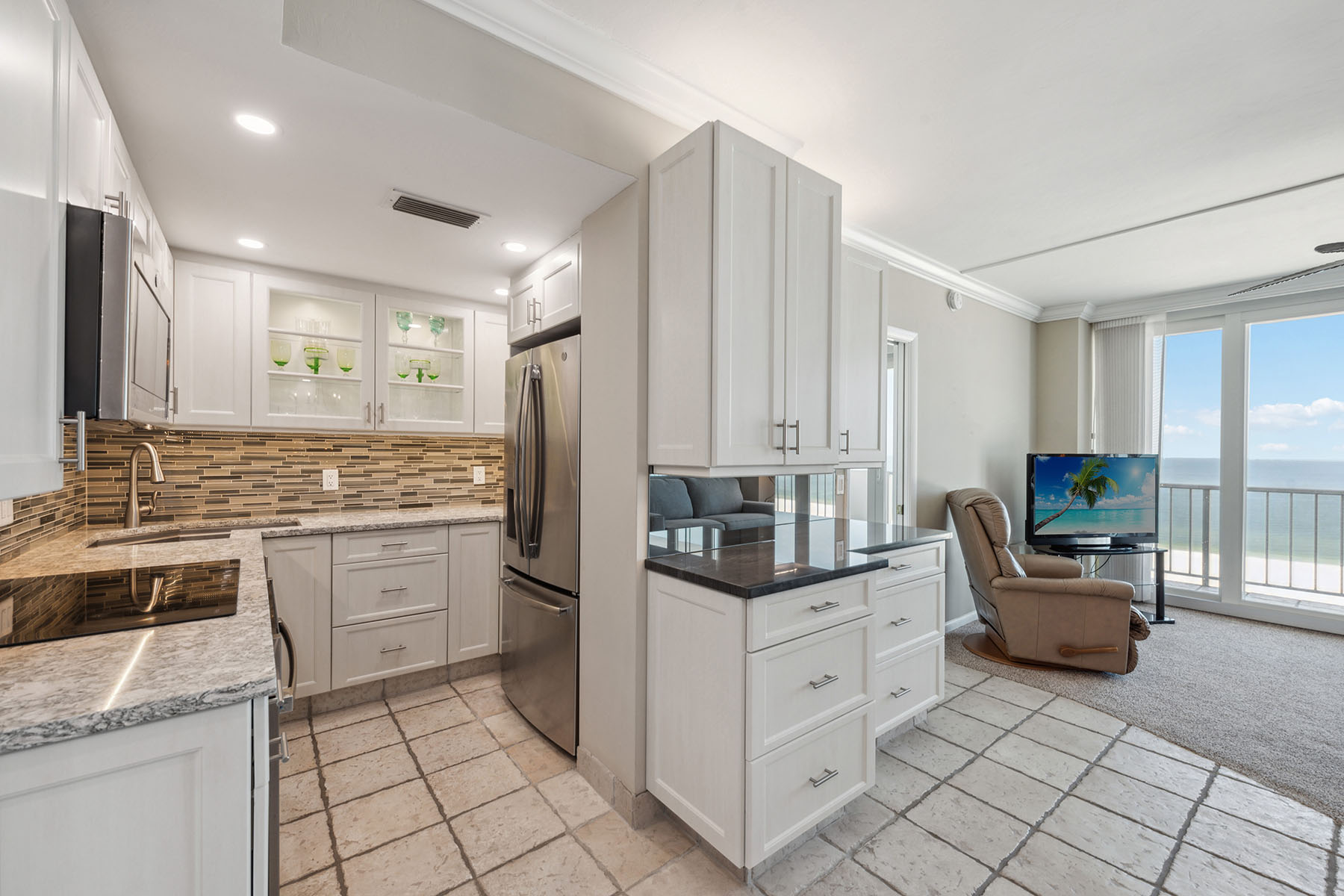 140 Seaview Court , 1703N