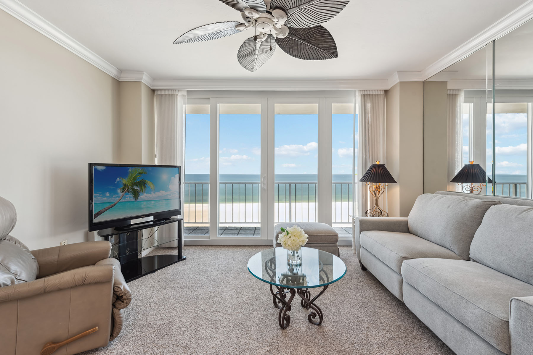 140 Seaview Court , 1703N