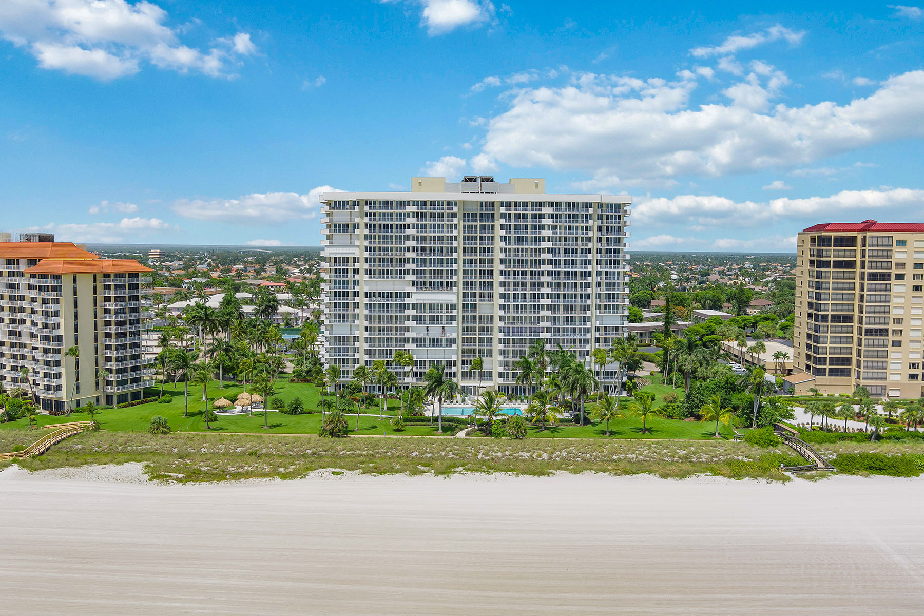 140 Seaview Court , 1703N