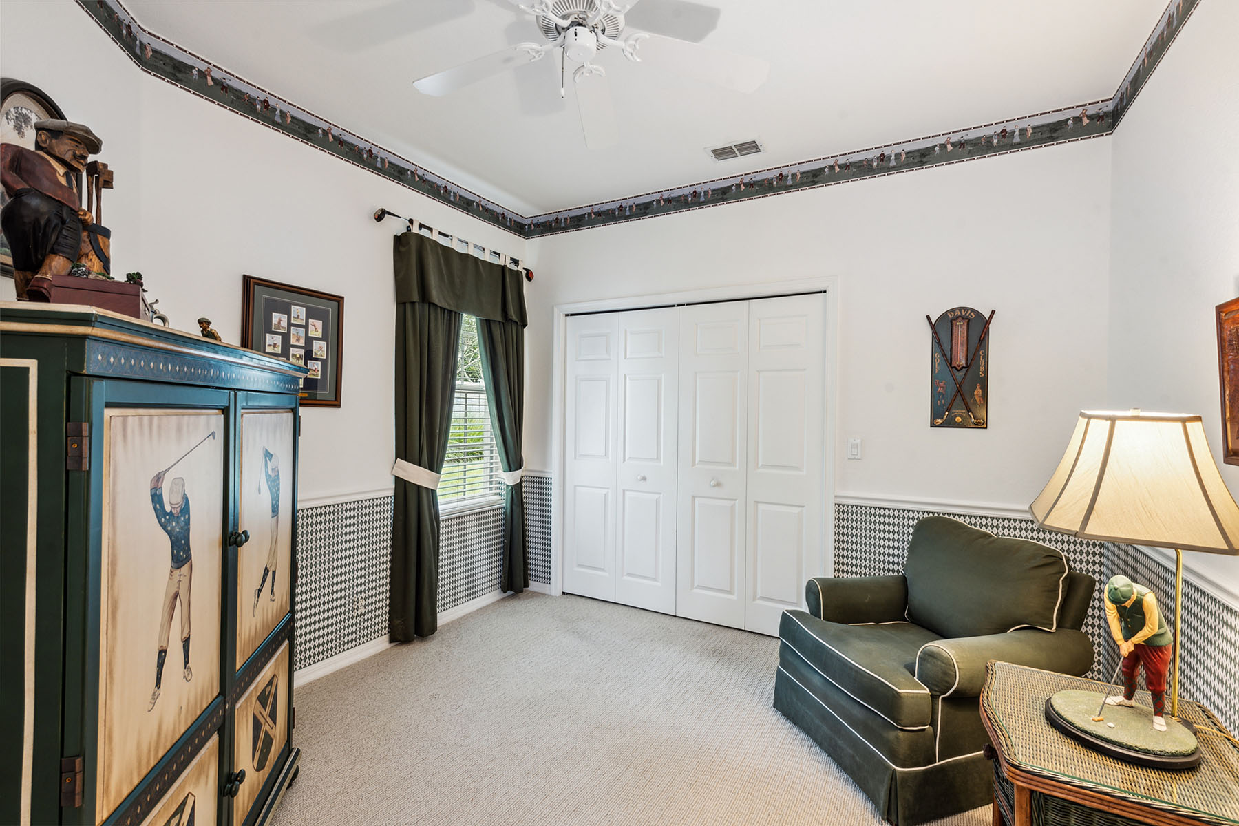 8565 Pepper Tree Way