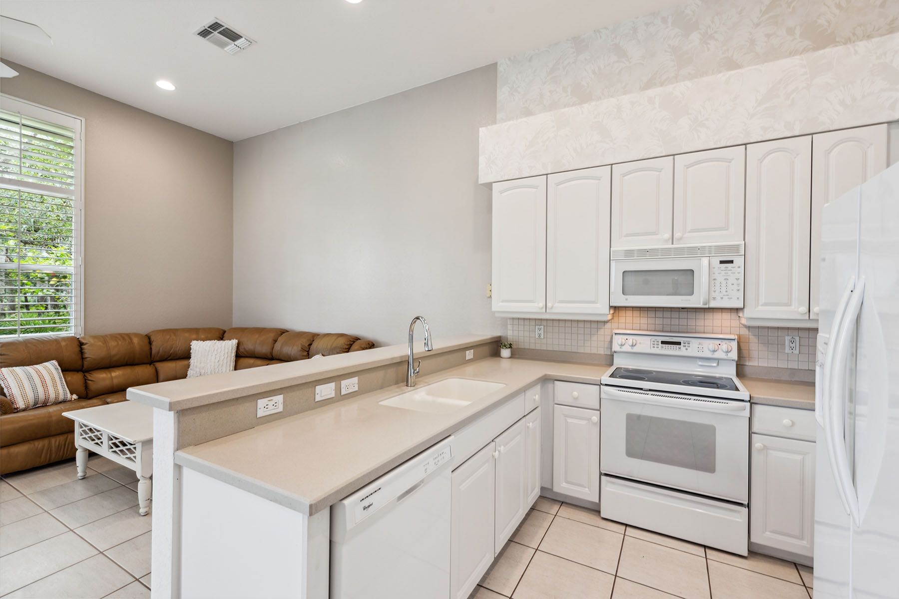 8565 Pepper Tree Way