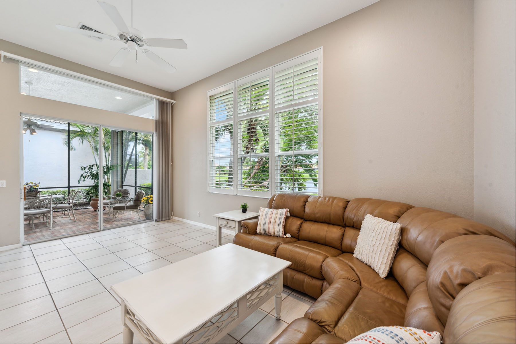 8565 Pepper Tree Way
