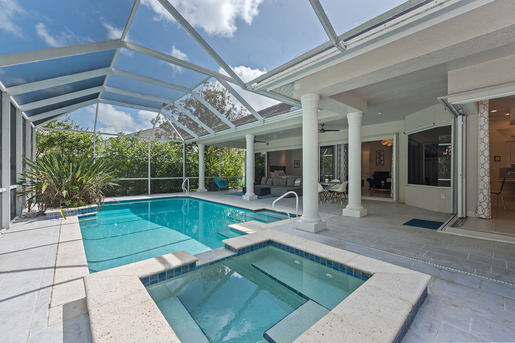 2271 Hawksridge Drive