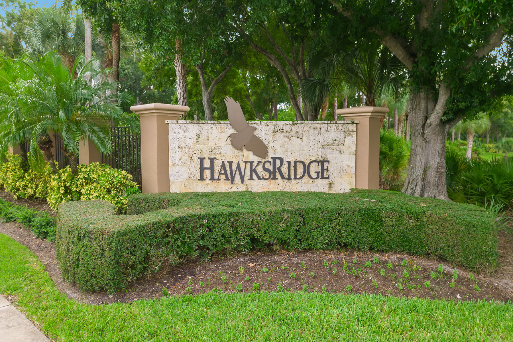 2271 Hawksridge Drive