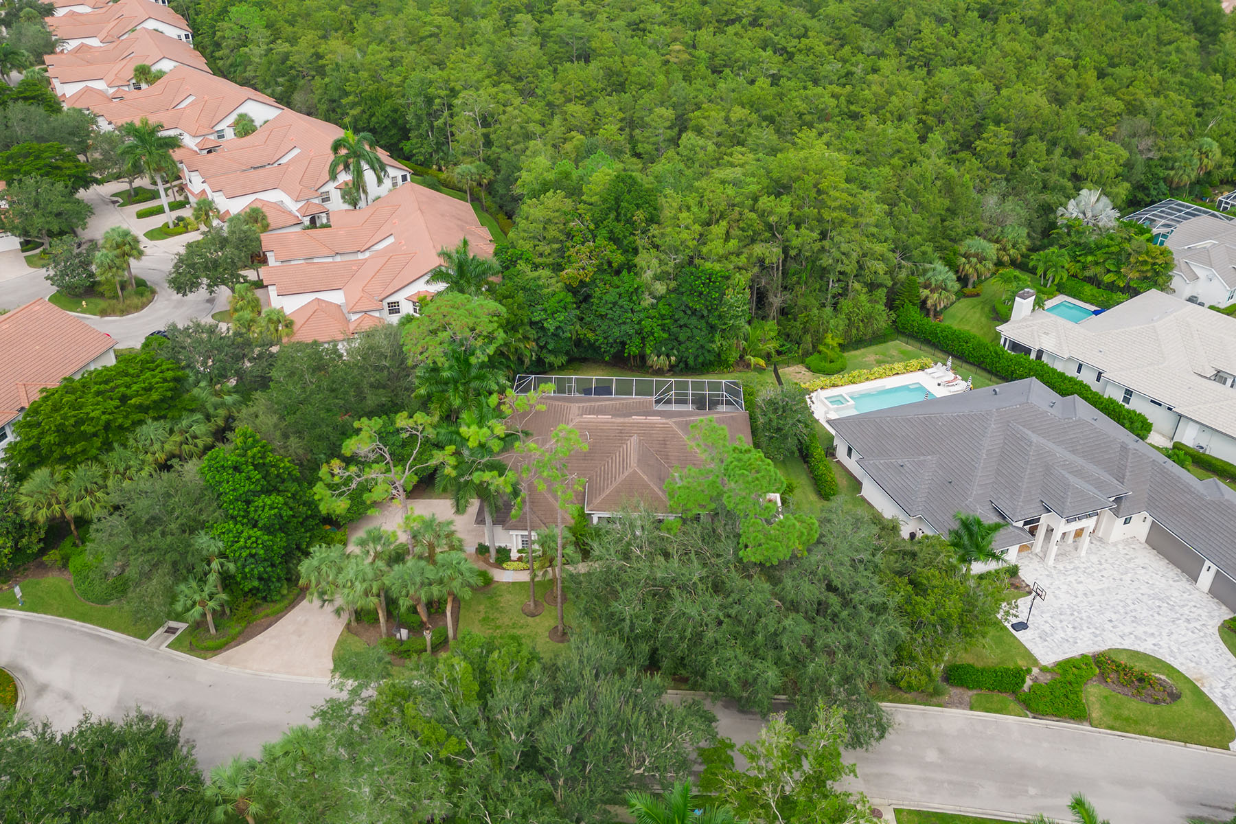 2271 Hawksridge Drive
