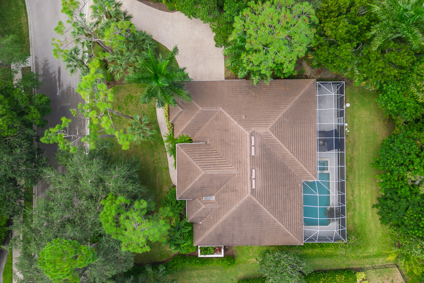 2271 Hawksridge Drive