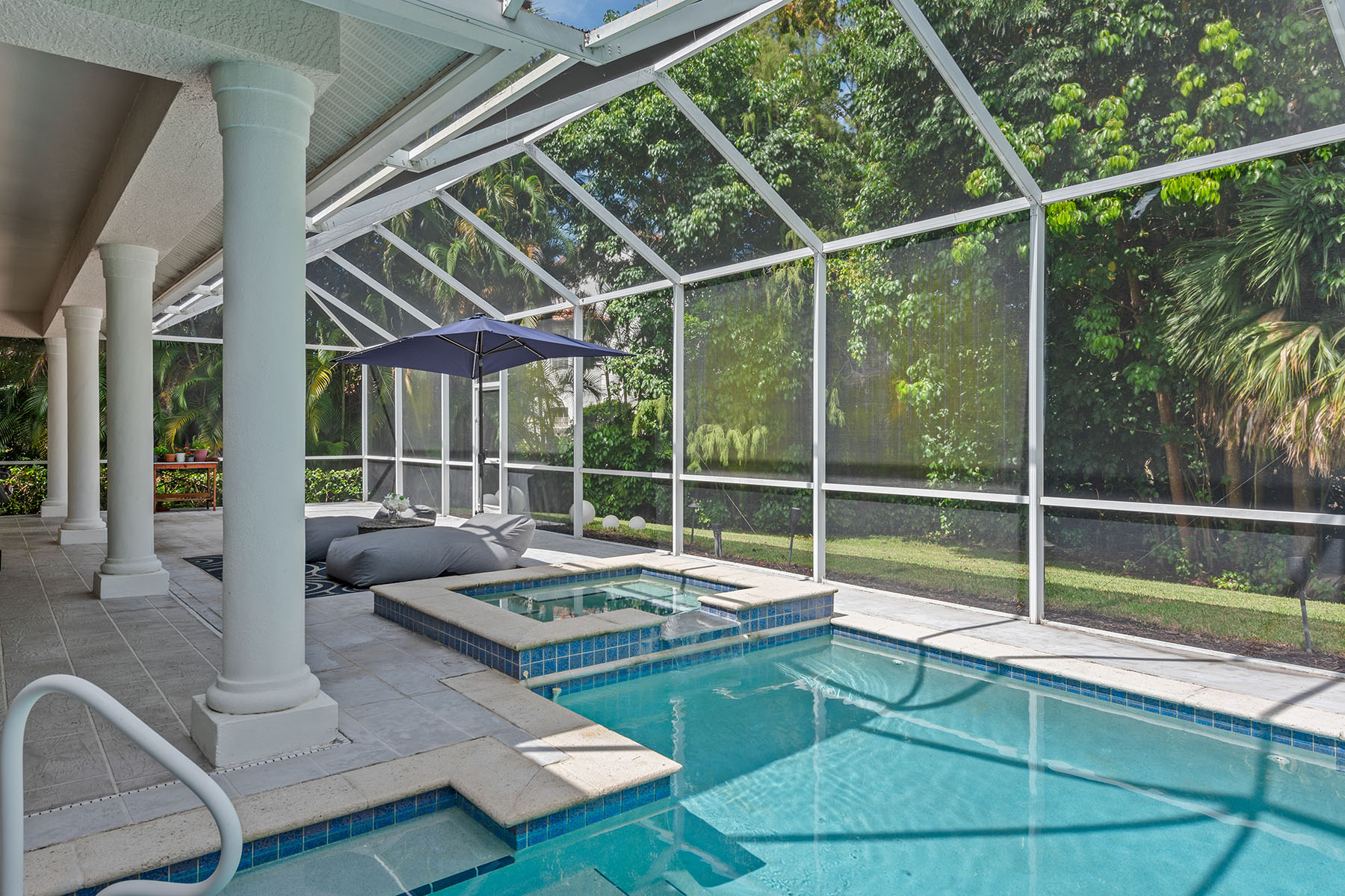 2271 Hawksridge Drive