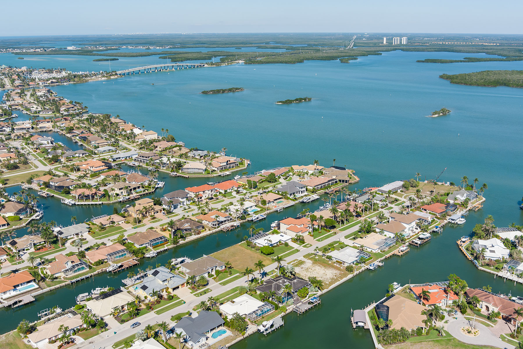 1748 Wavecrest Court