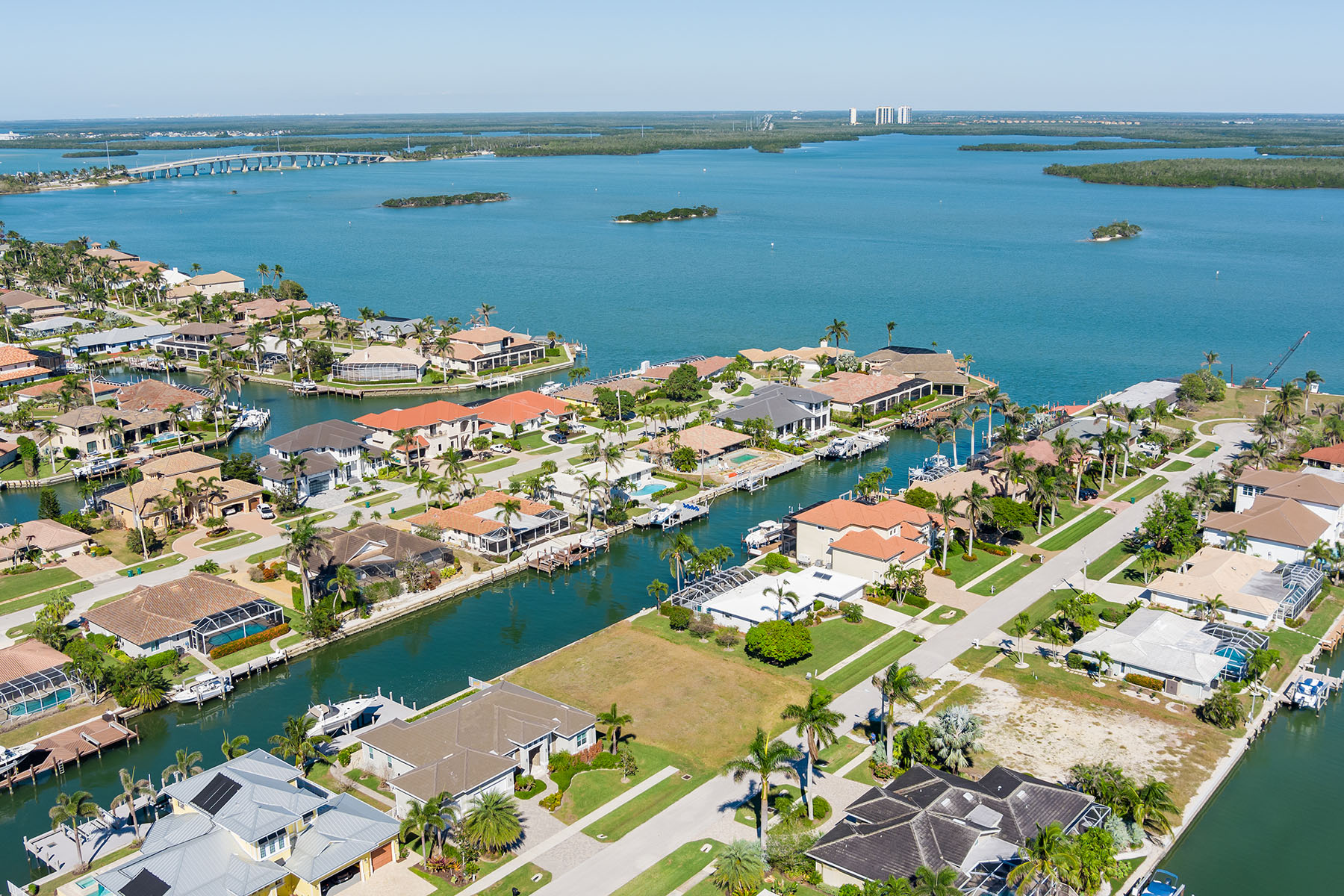 1748 Wavecrest Court