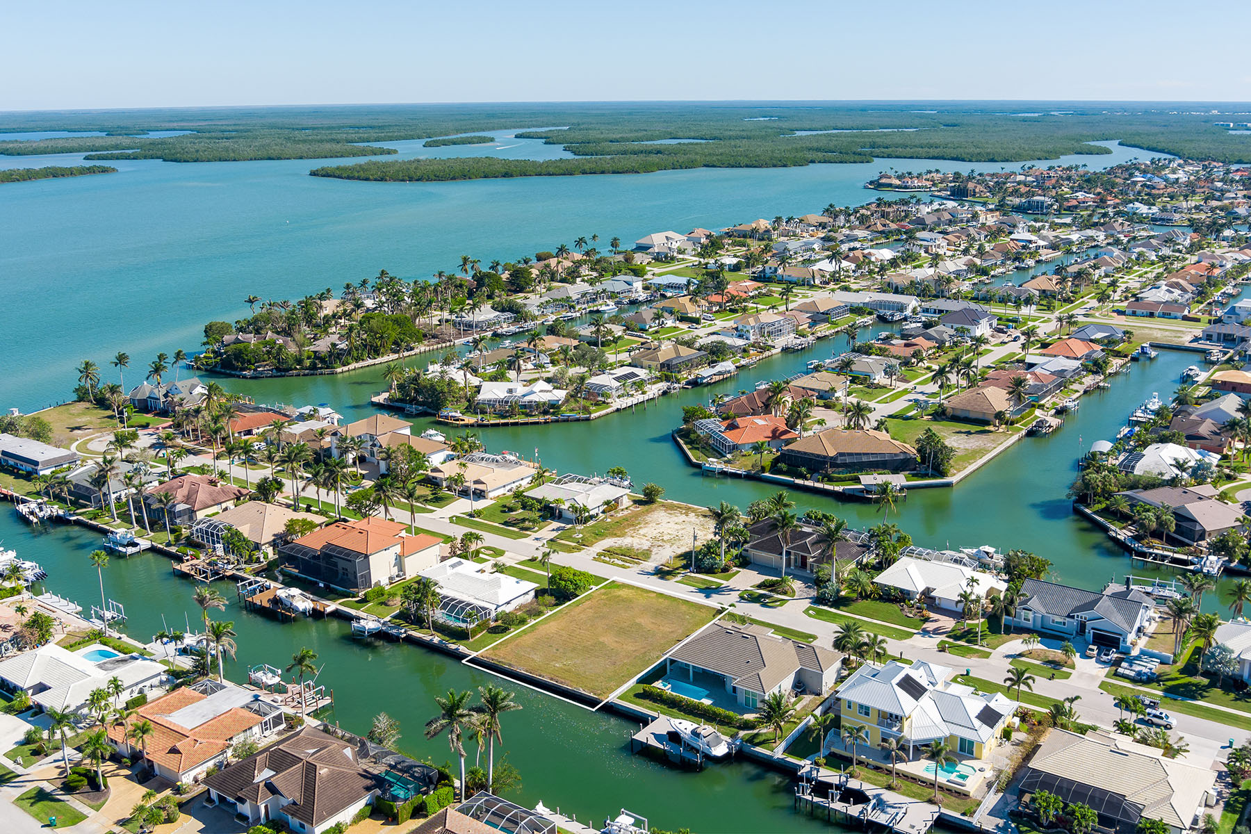 1748 Wavecrest Court