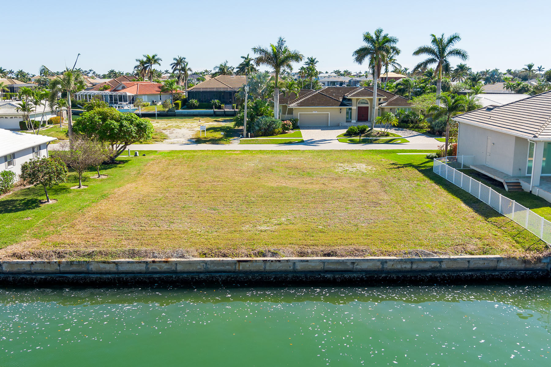 1748 Wavecrest Court