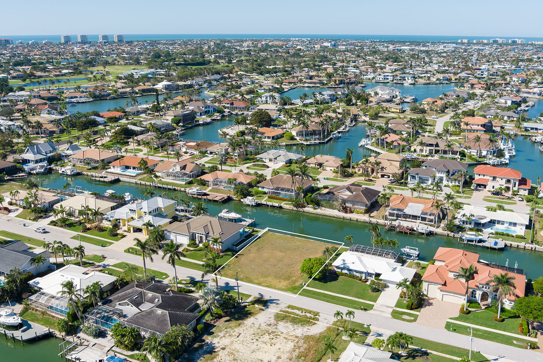 1748 Wavecrest Court