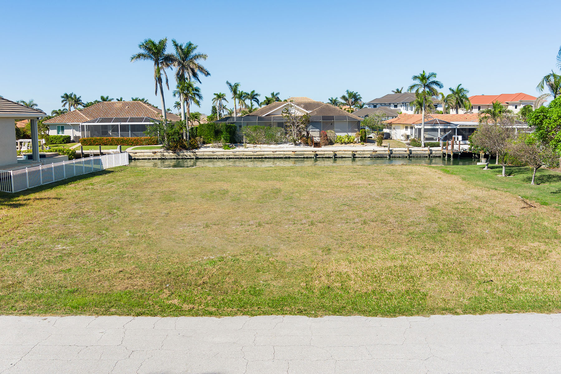 1748 Wavecrest Court
