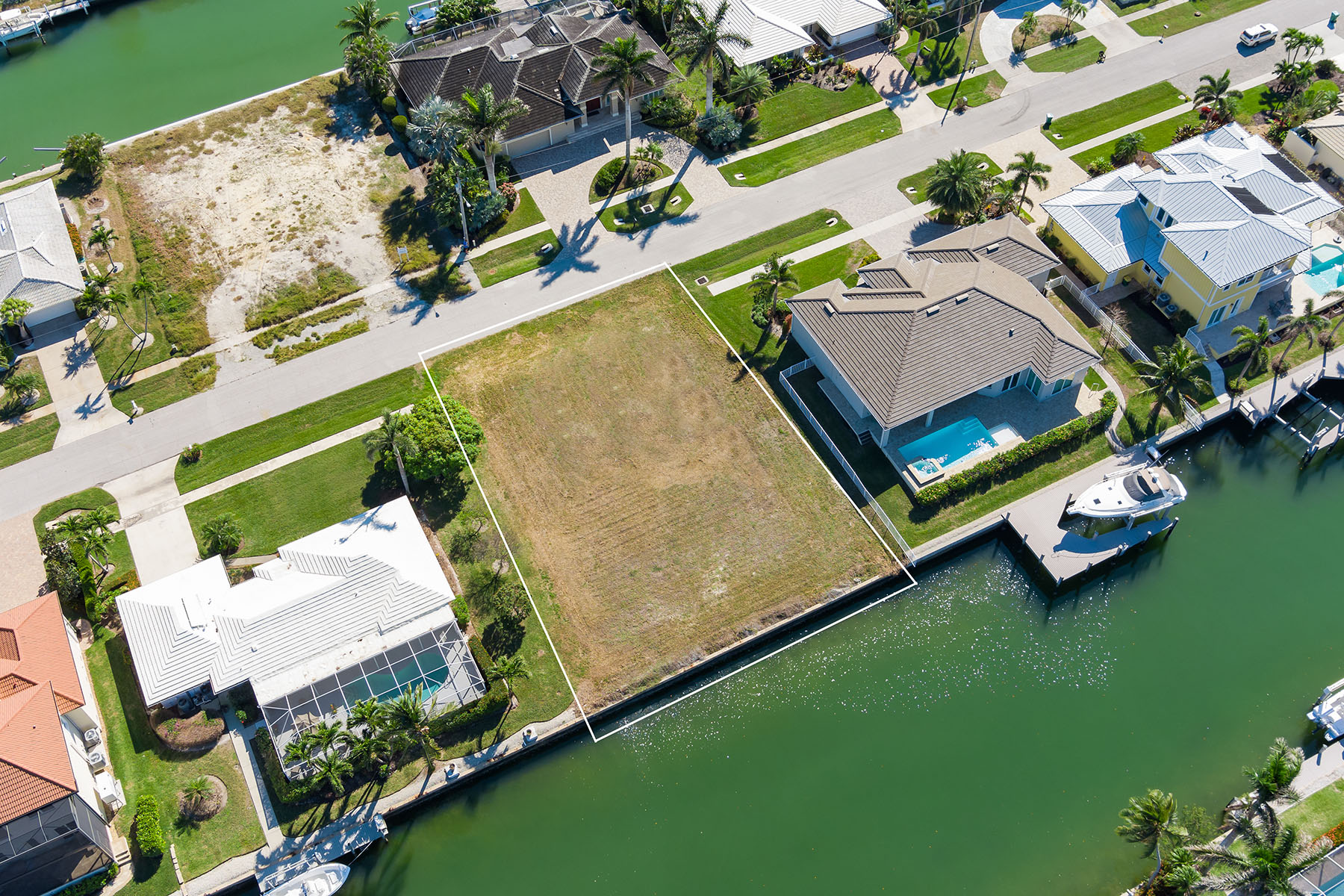 1748 Wavecrest Court
