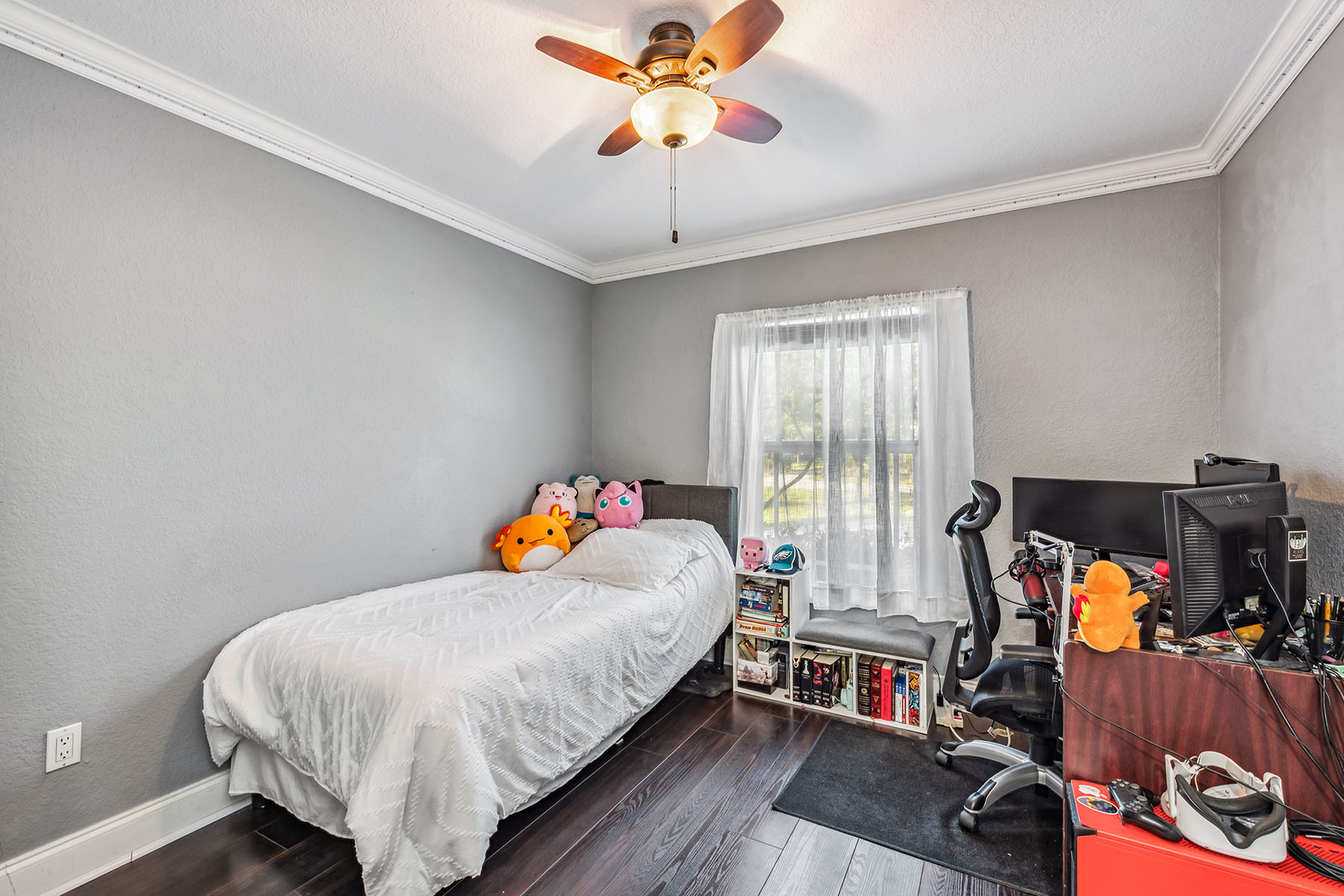 180 12th Street NE