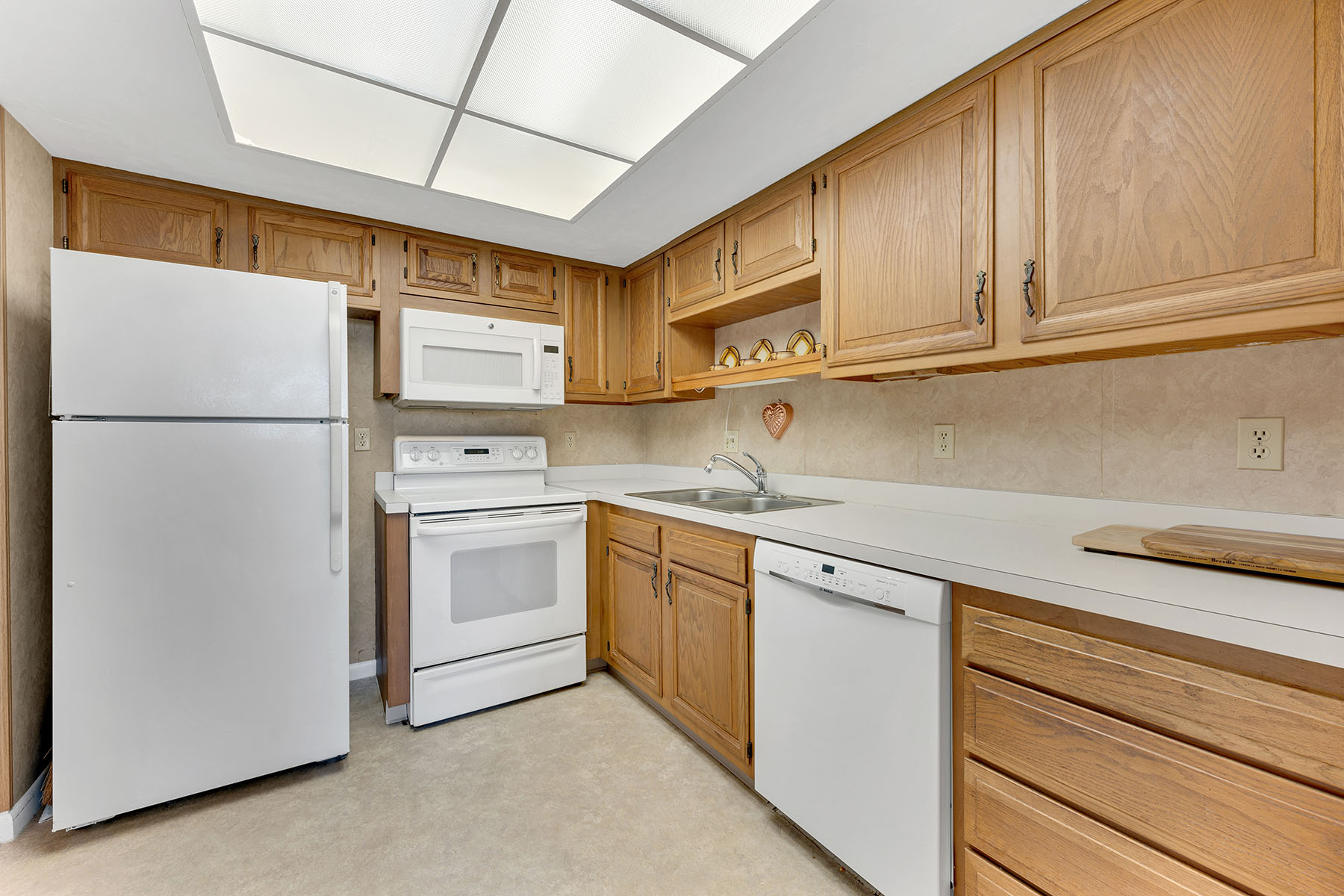 1701 Courtyard Way , A-106