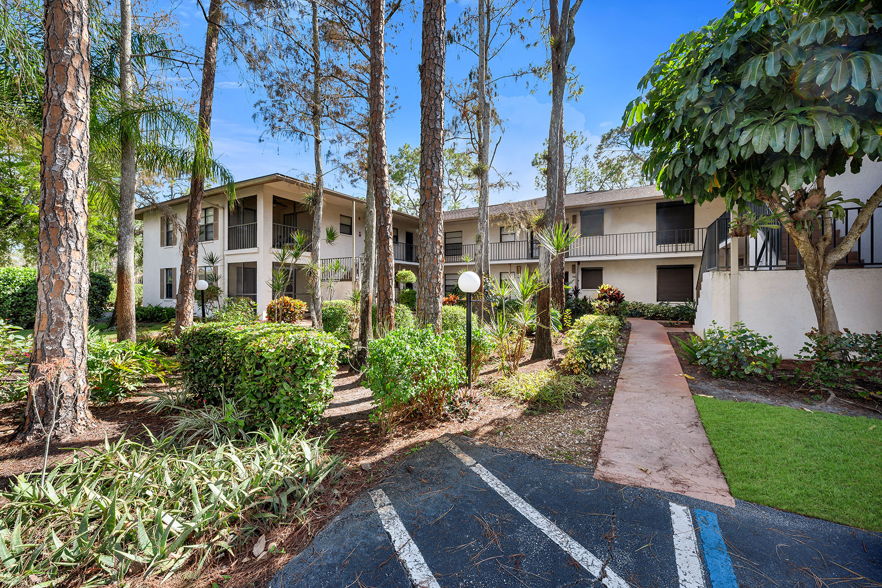 1701 Courtyard Way , A-106