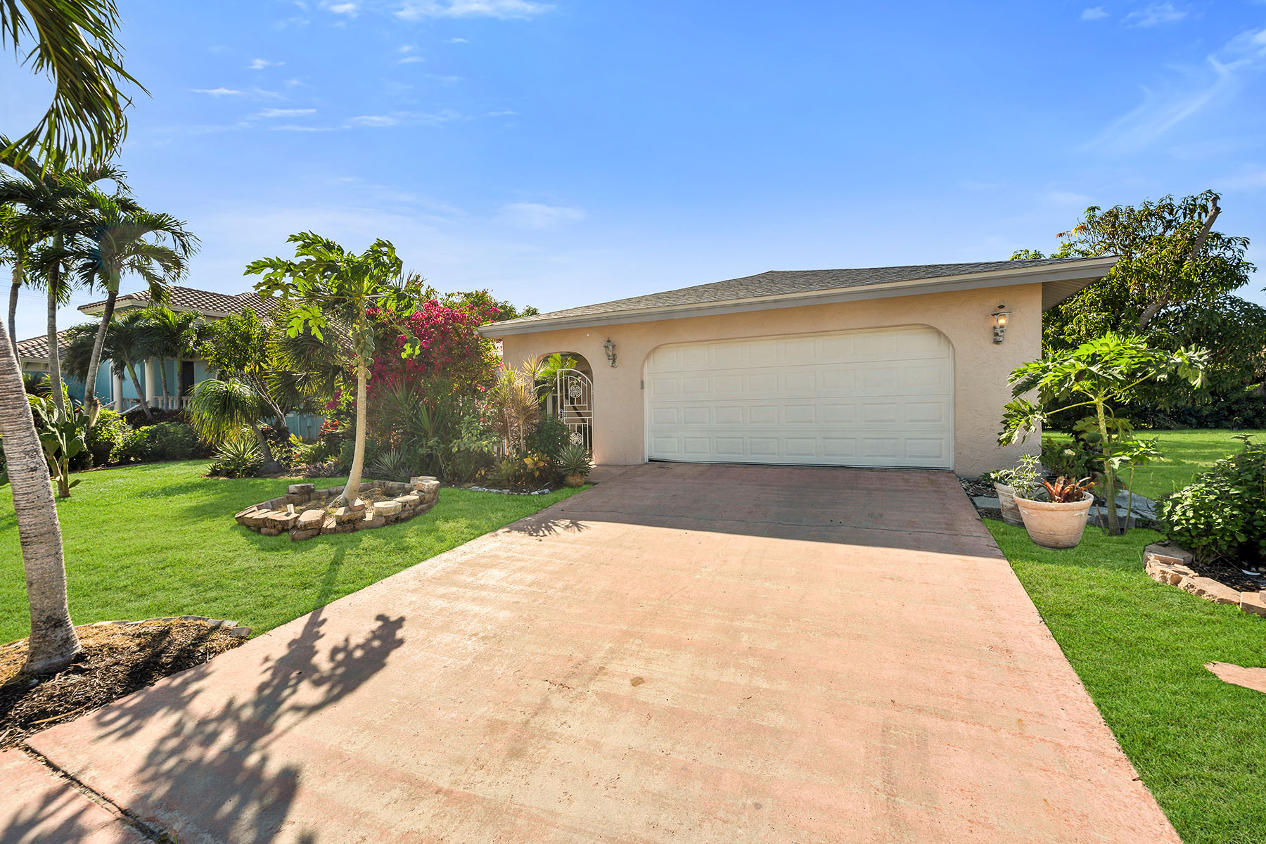 590 Fieldstone Drive