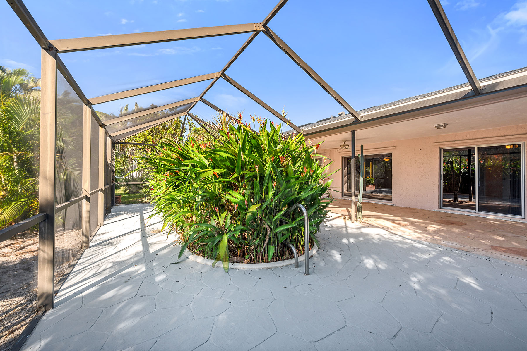 590 Fieldstone Drive