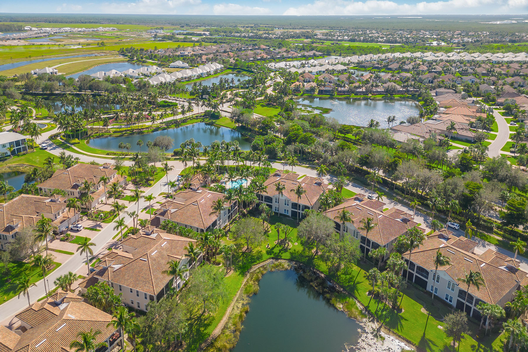 3189 Aviamar Circle , 202