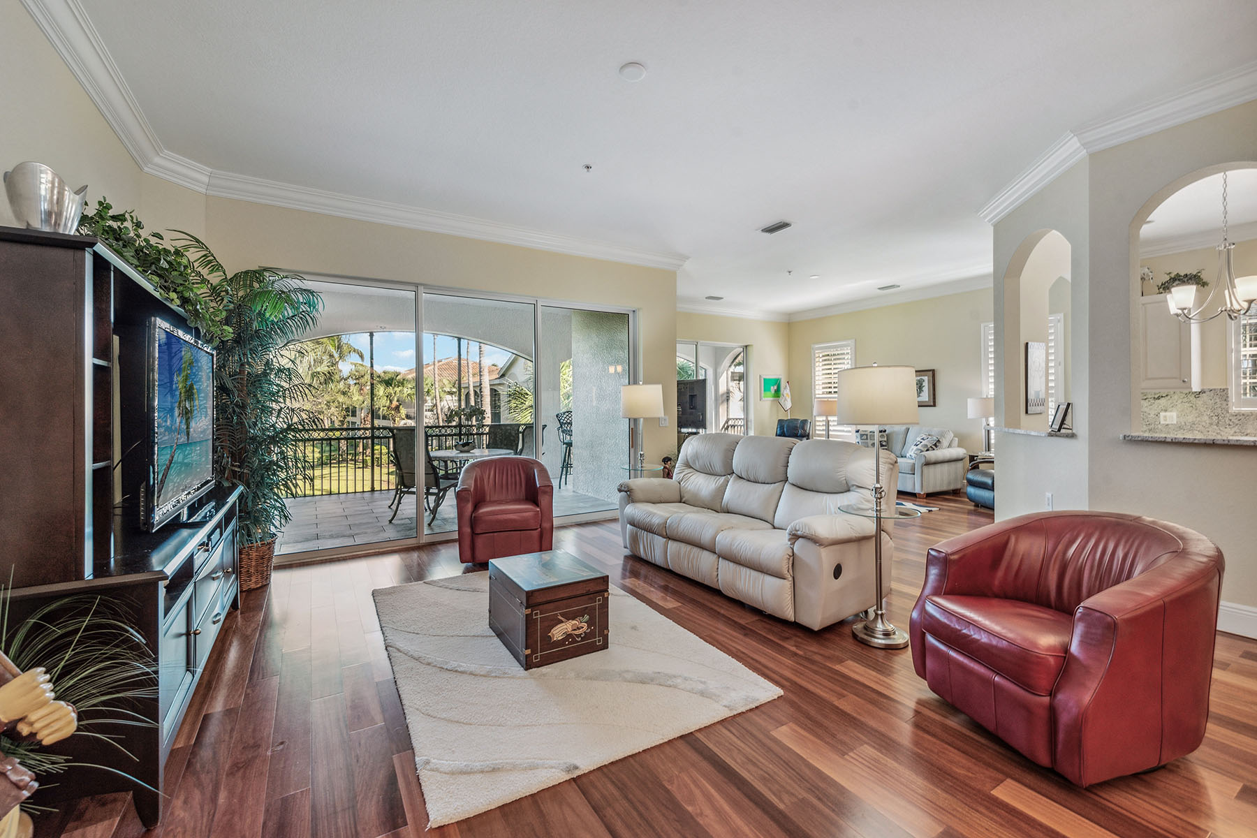 3189 Aviamar Circle , 202