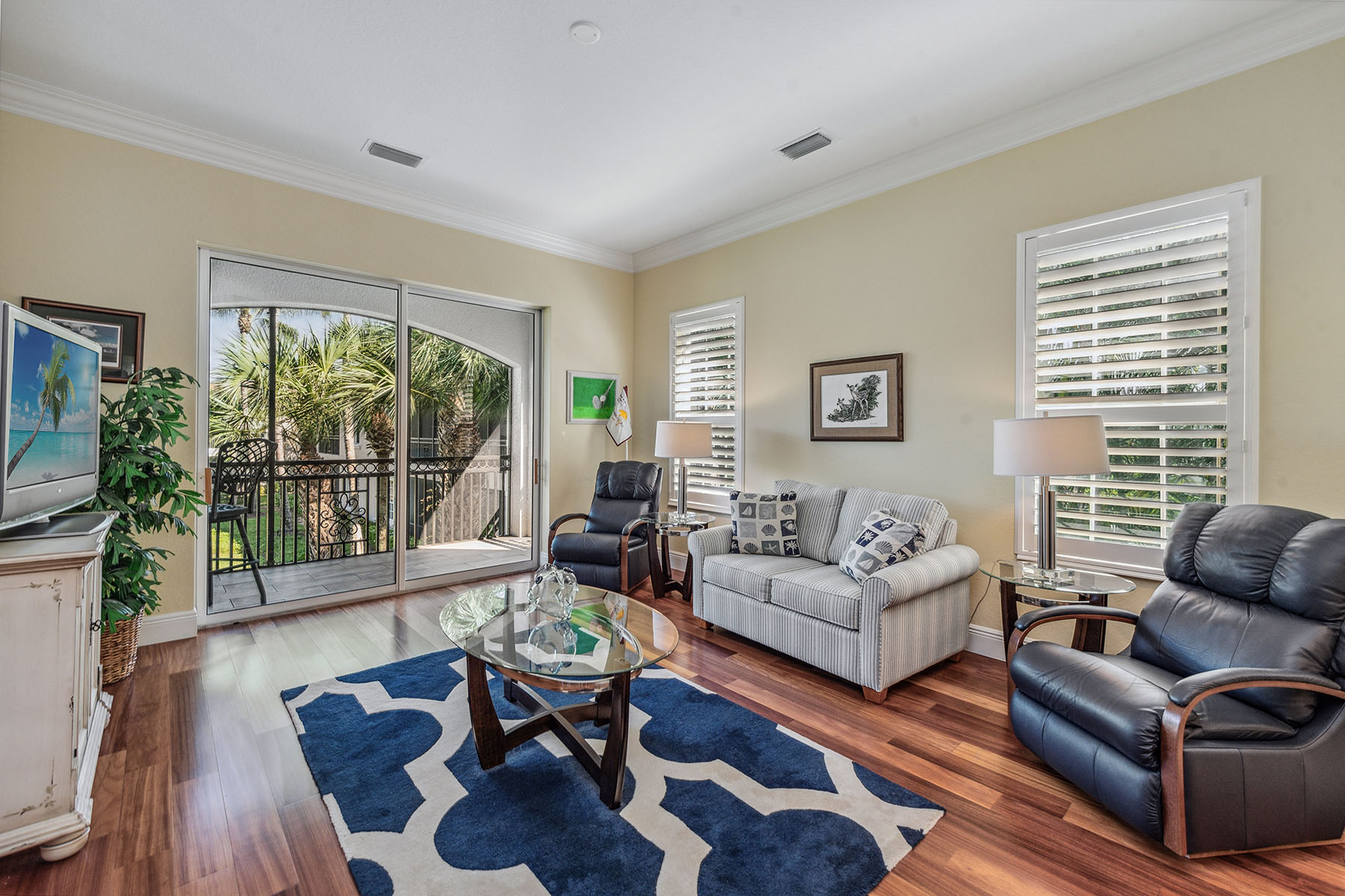 3189 Aviamar Circle , 202