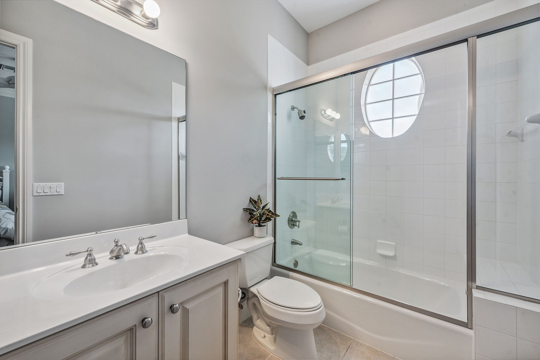 3189 Aviamar Circle , 202