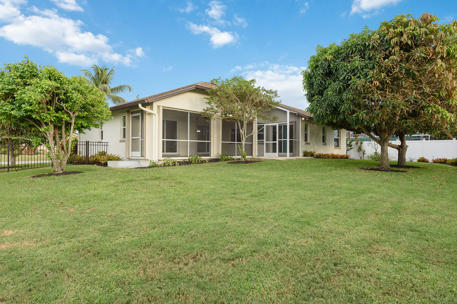 88 Tahiti Road