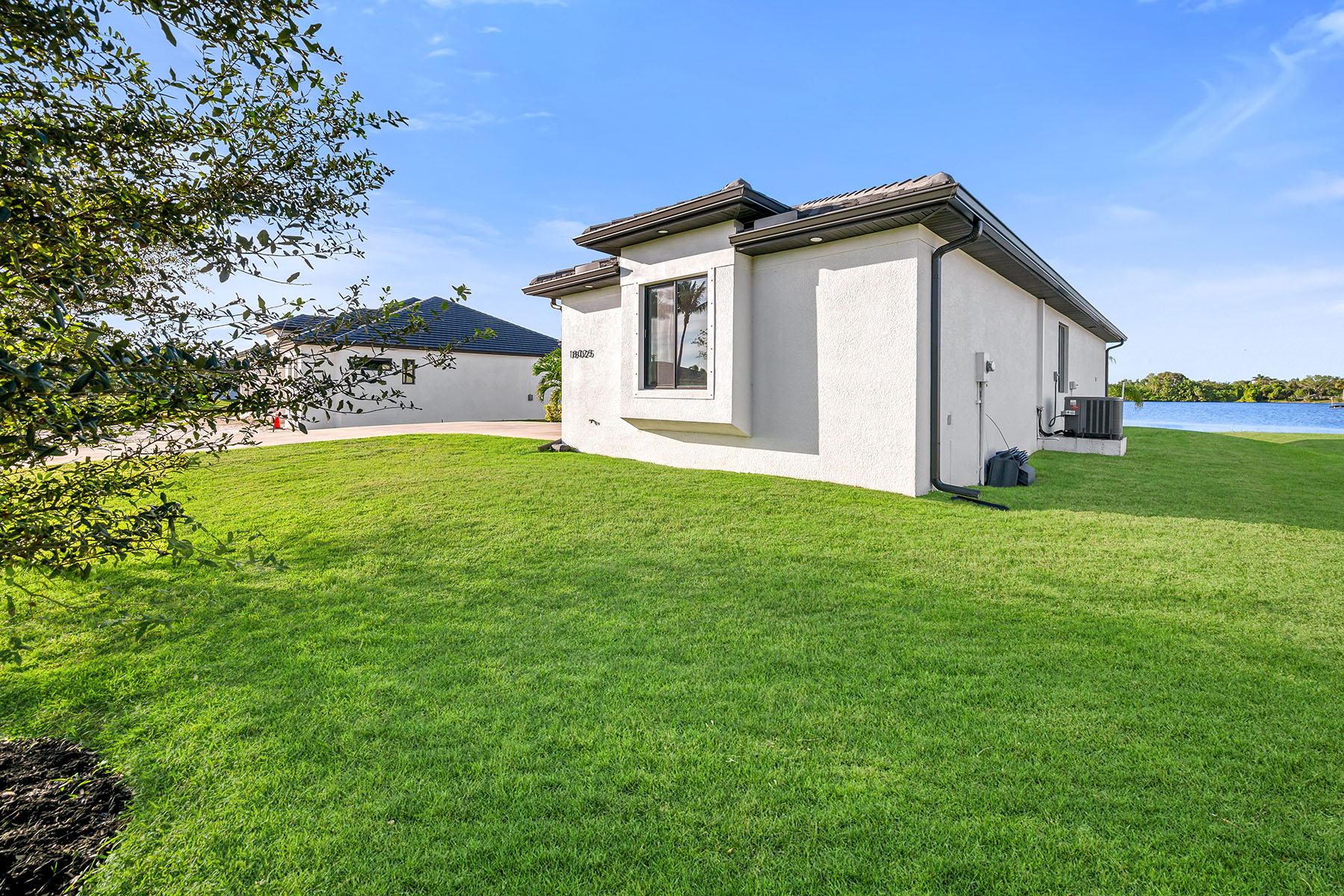 18025 Royal Hammock Boulevard