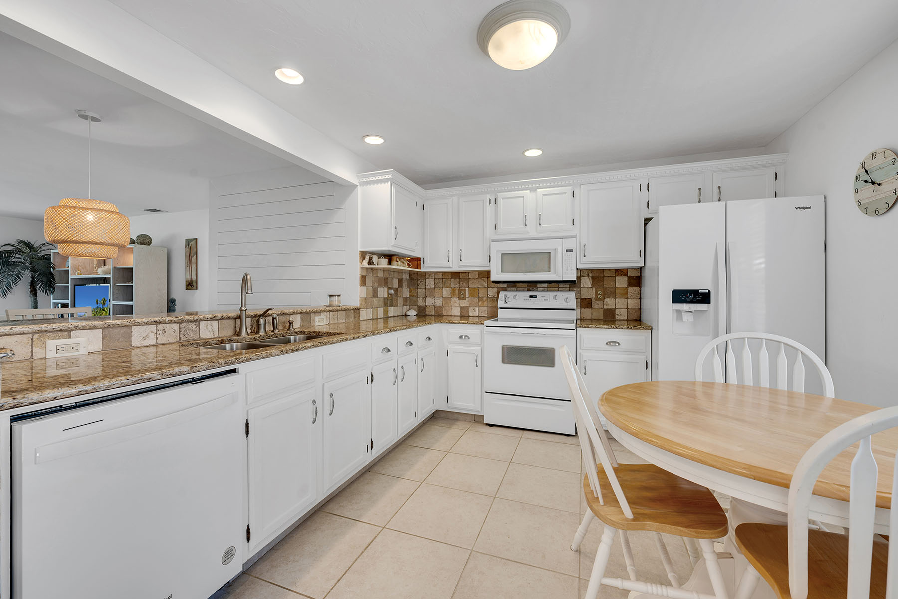 5250 Fox Hollow Drive , 528