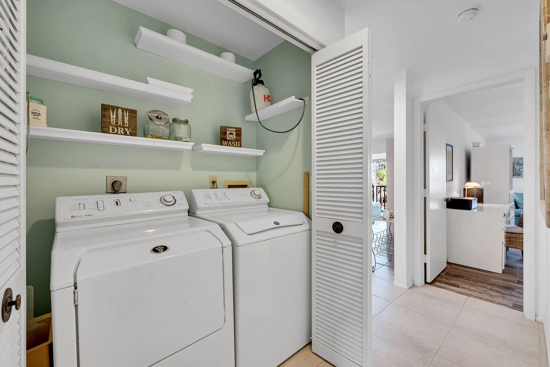 5250 Fox Hollow Drive , 528