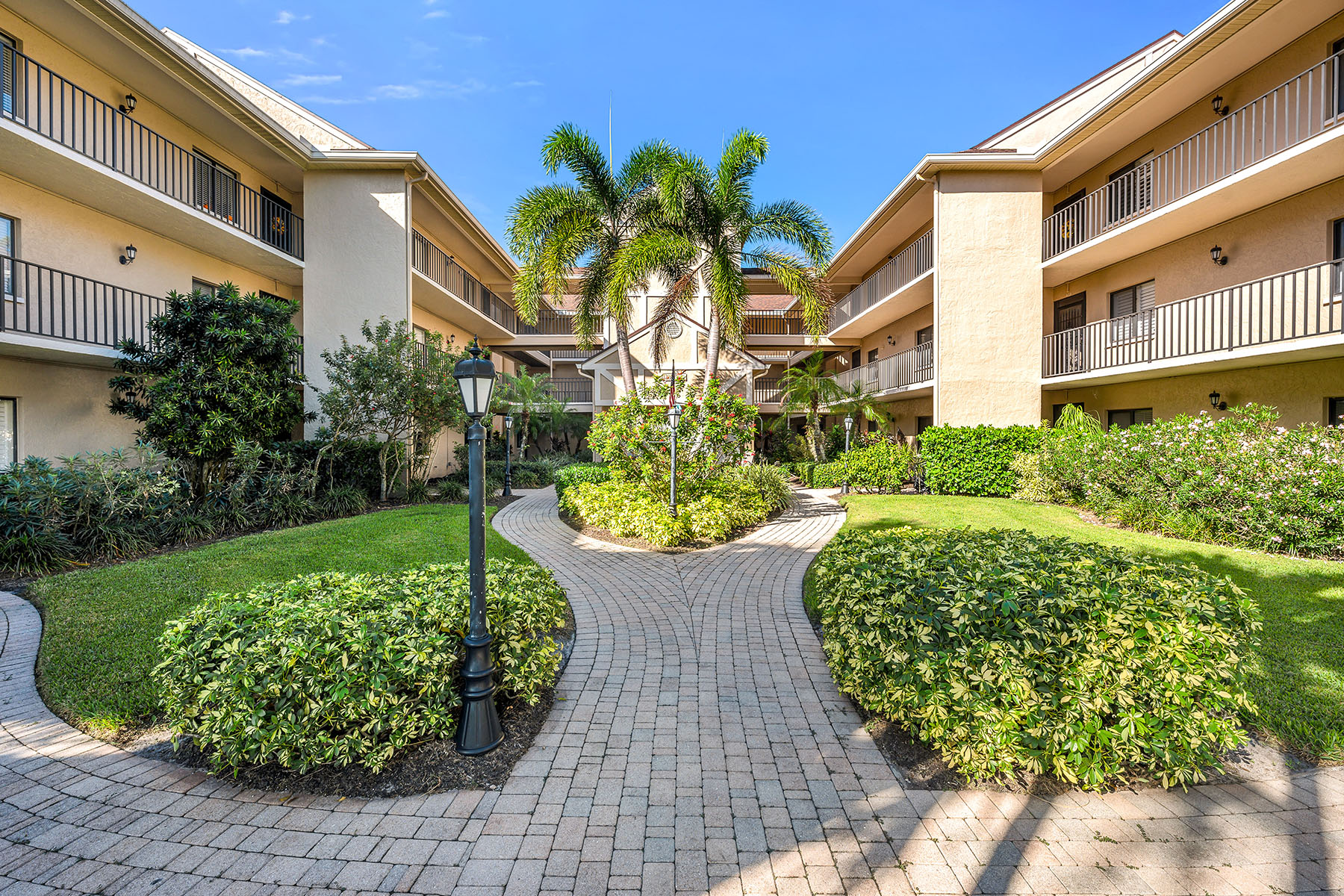 5250 Fox Hollow Drive , 528