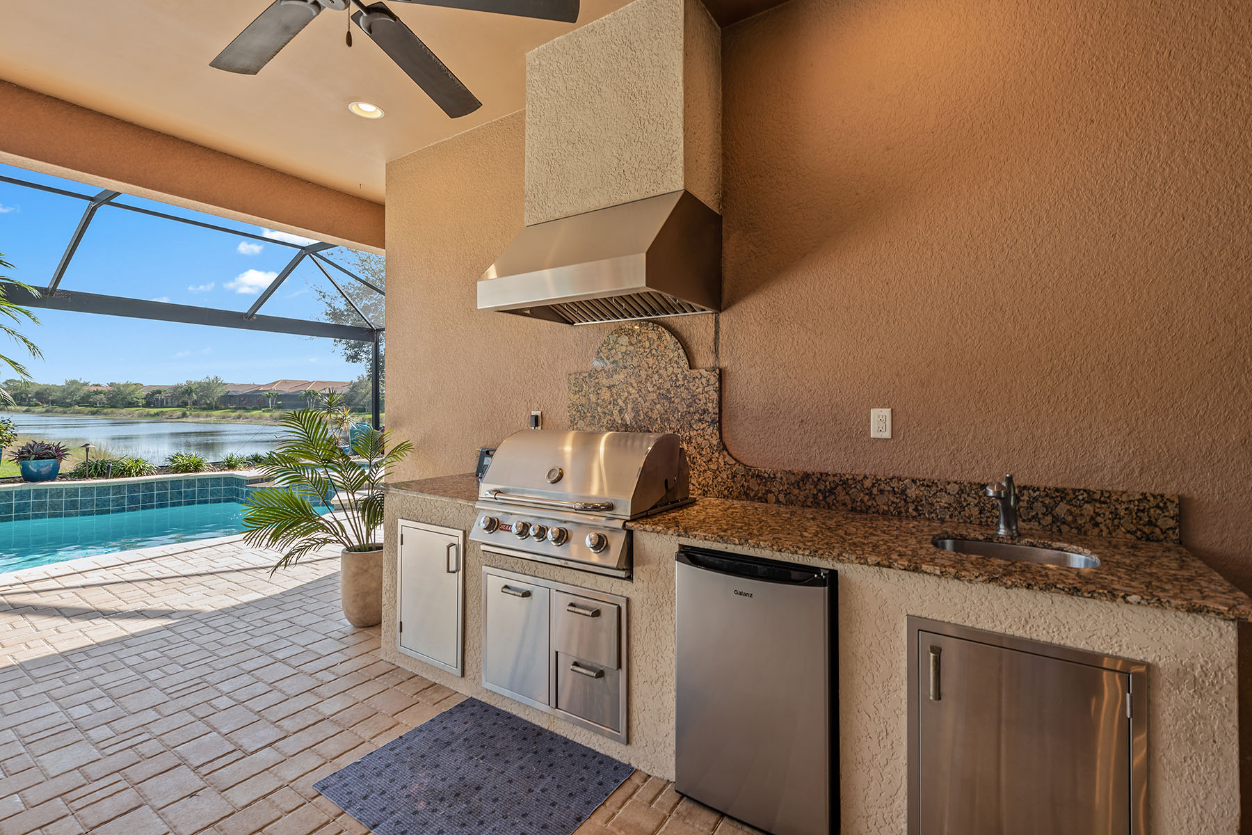 8464 Palacio Terrace W