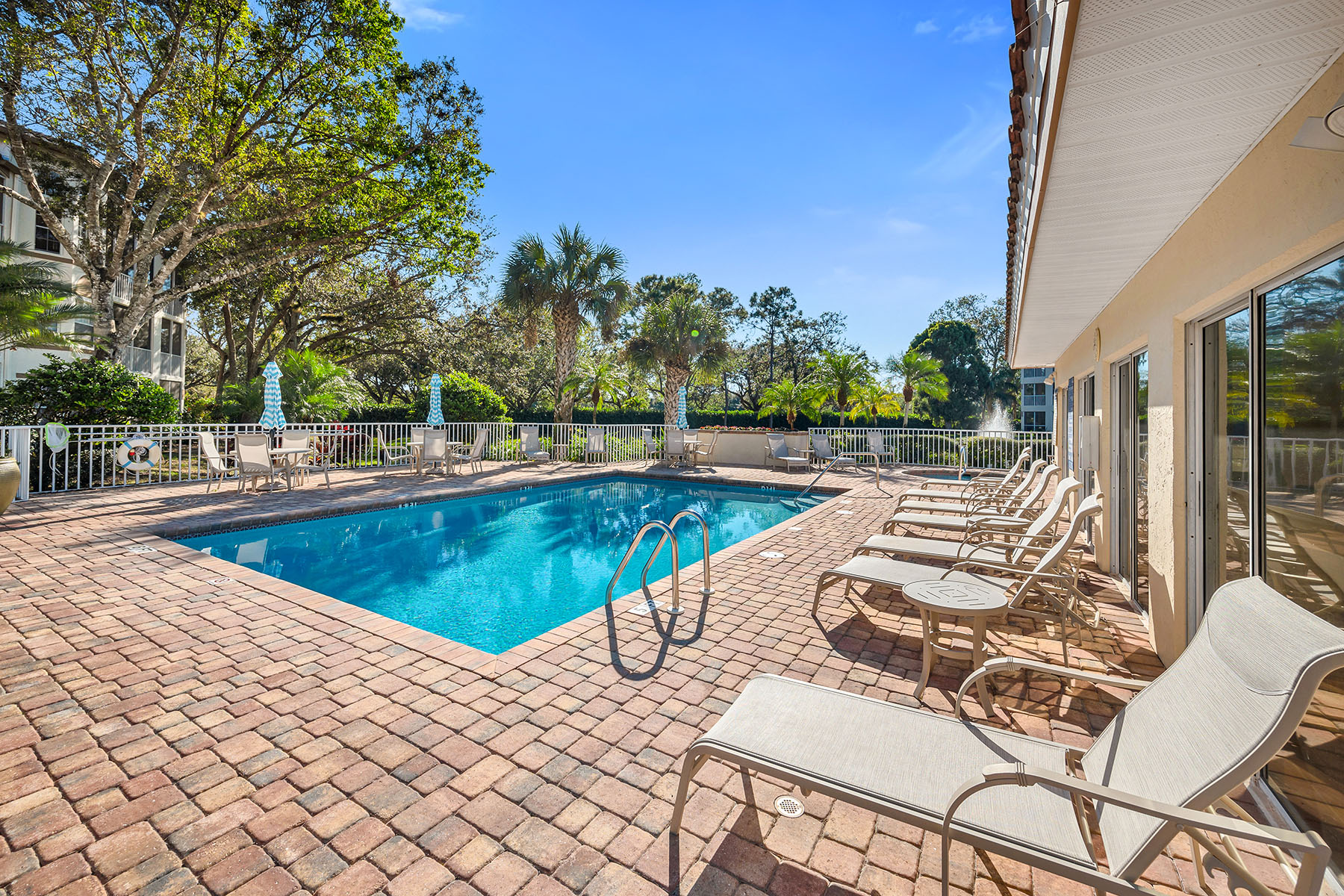 6010 Chardonnay Lane , 102