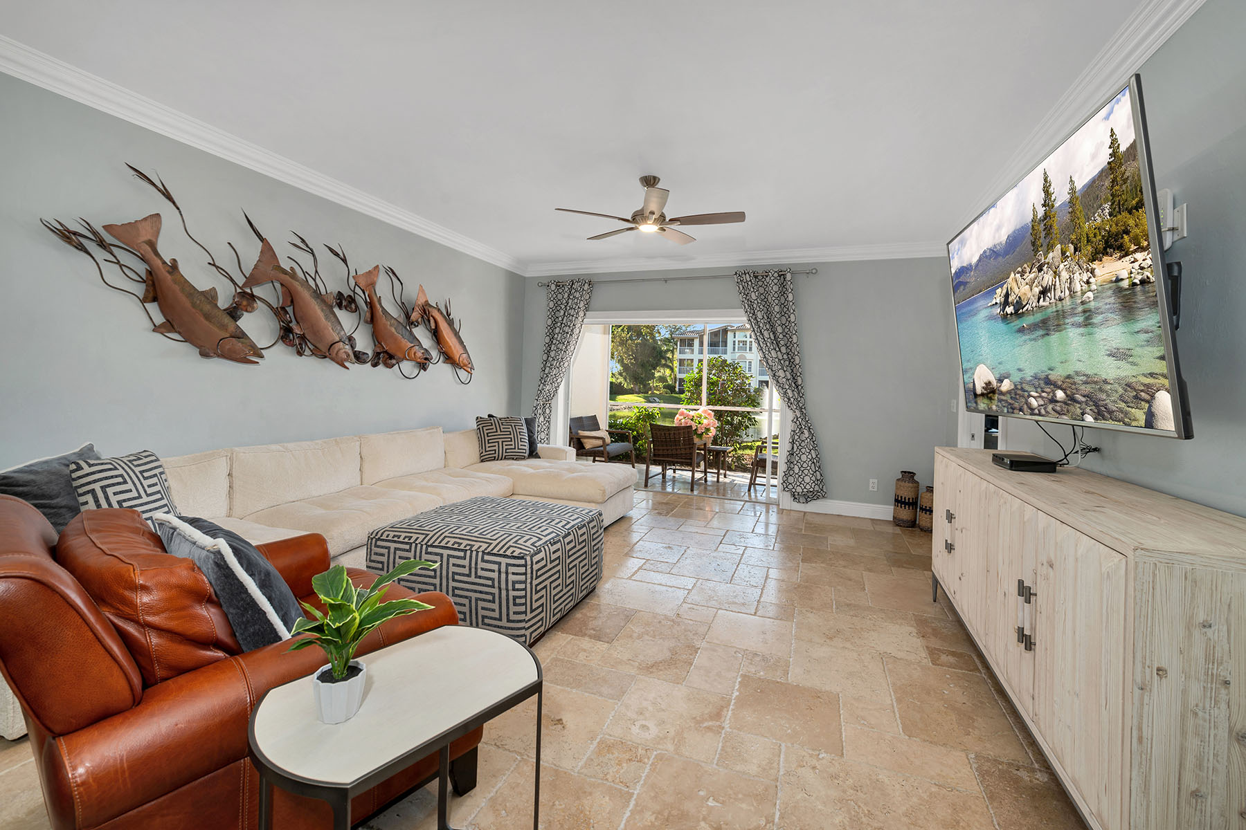6010 Chardonnay Lane , 102