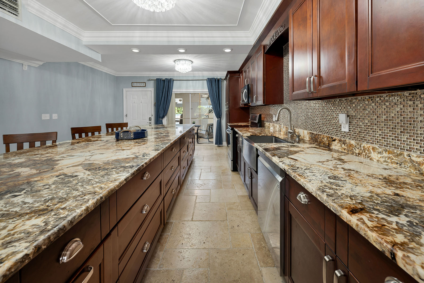 6010 Chardonnay Lane , 102