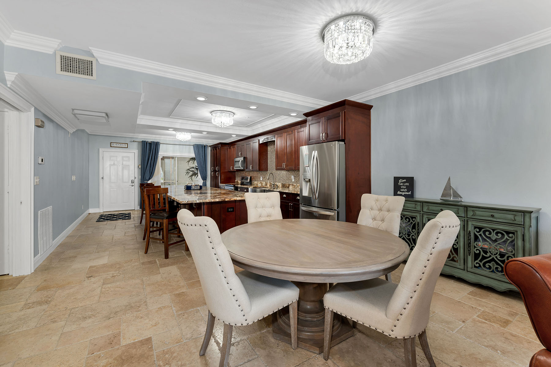 6010 Chardonnay Lane , 102