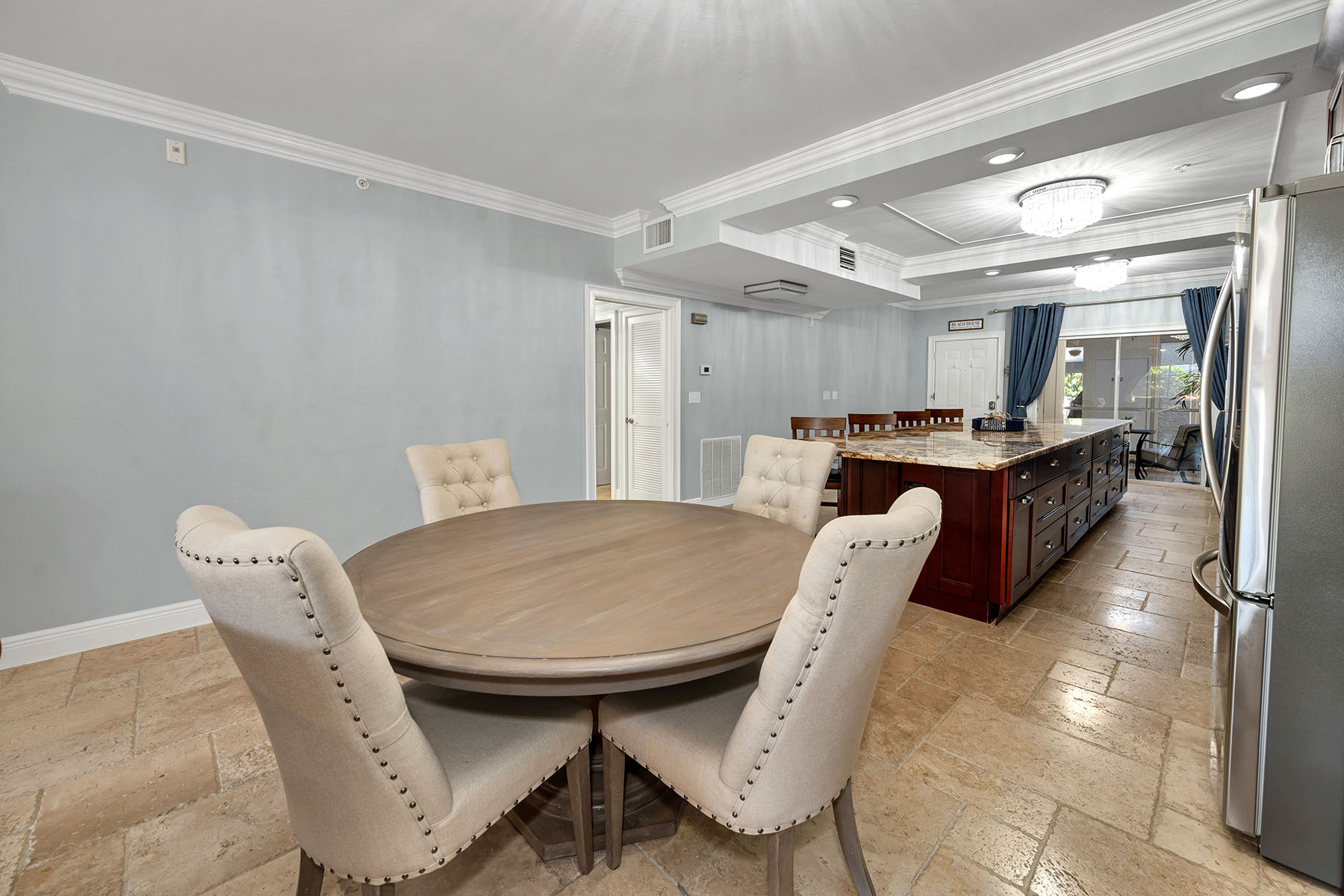 6010 Chardonnay Lane , 102