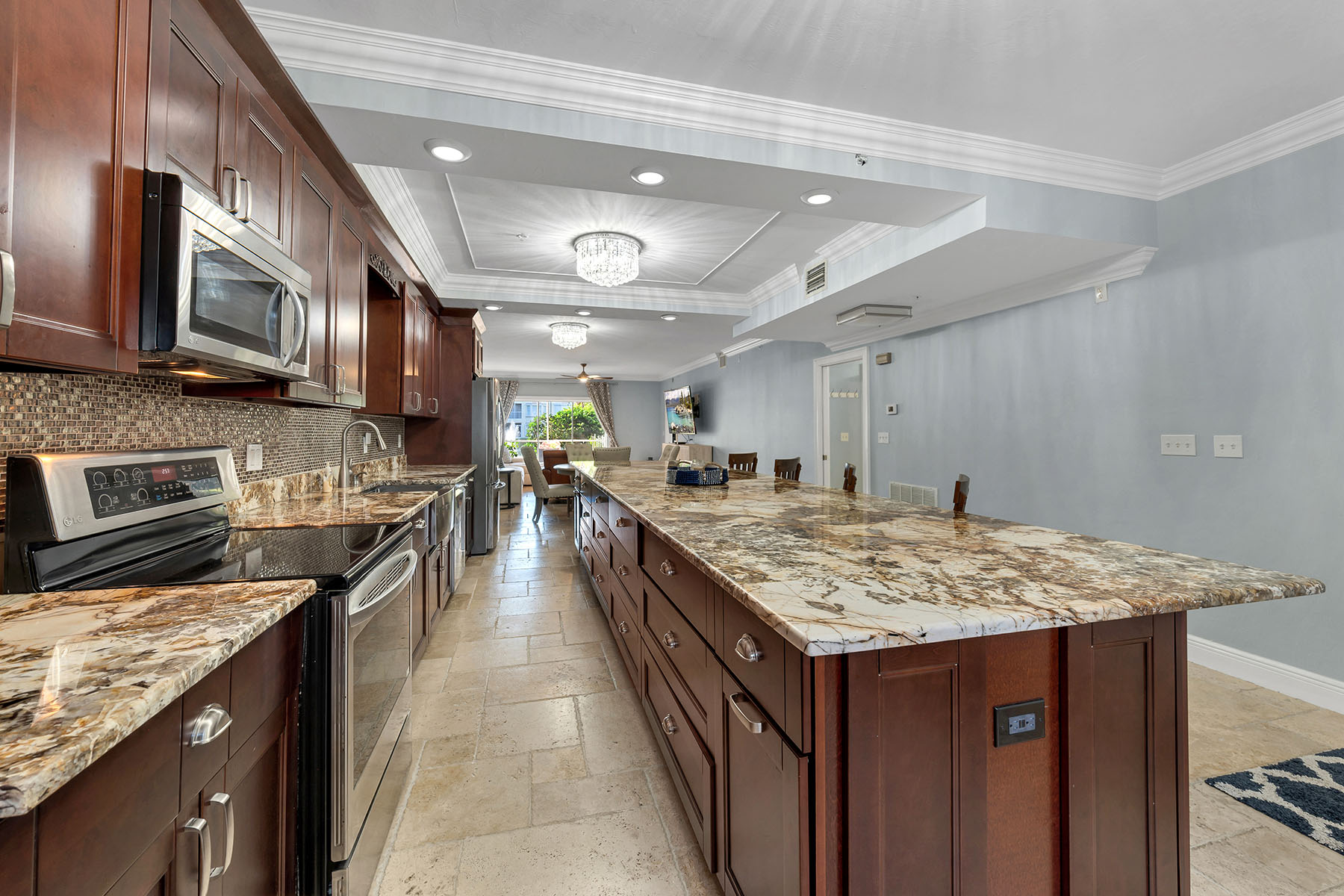 6010 Chardonnay Lane , 102