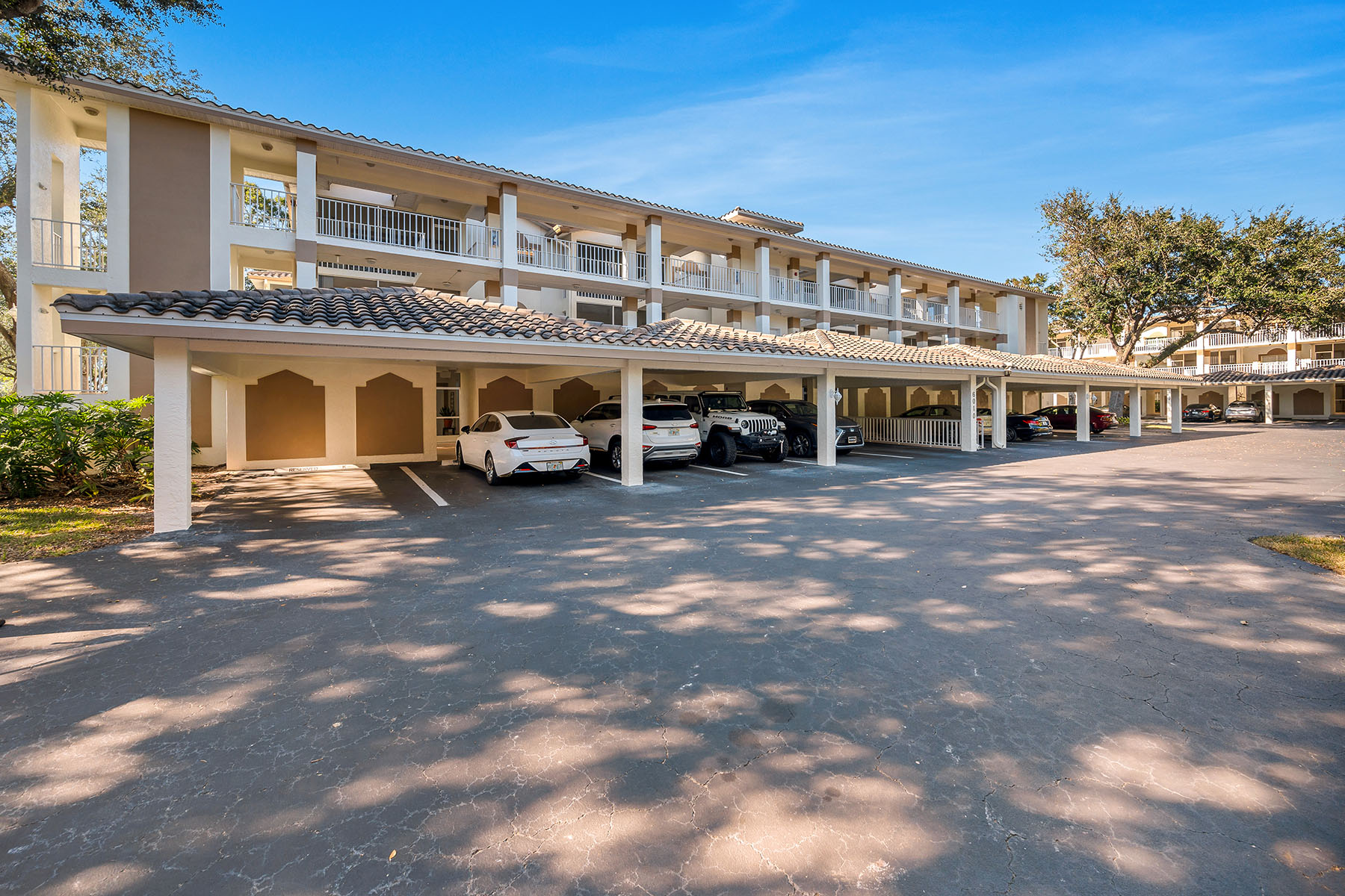 6010 Chardonnay Lane , 102