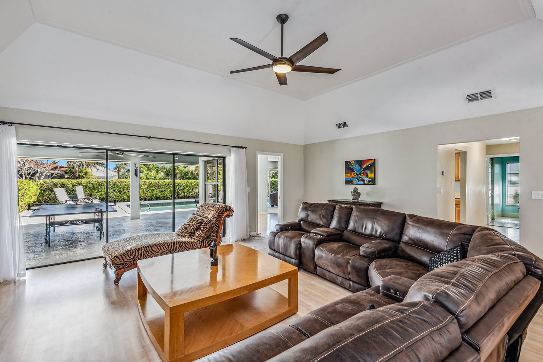 2208 Regal Way