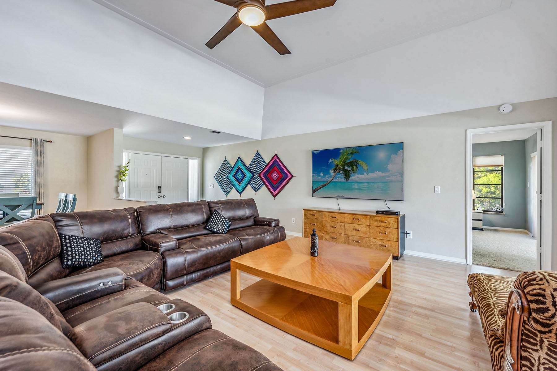 2208 Regal Way