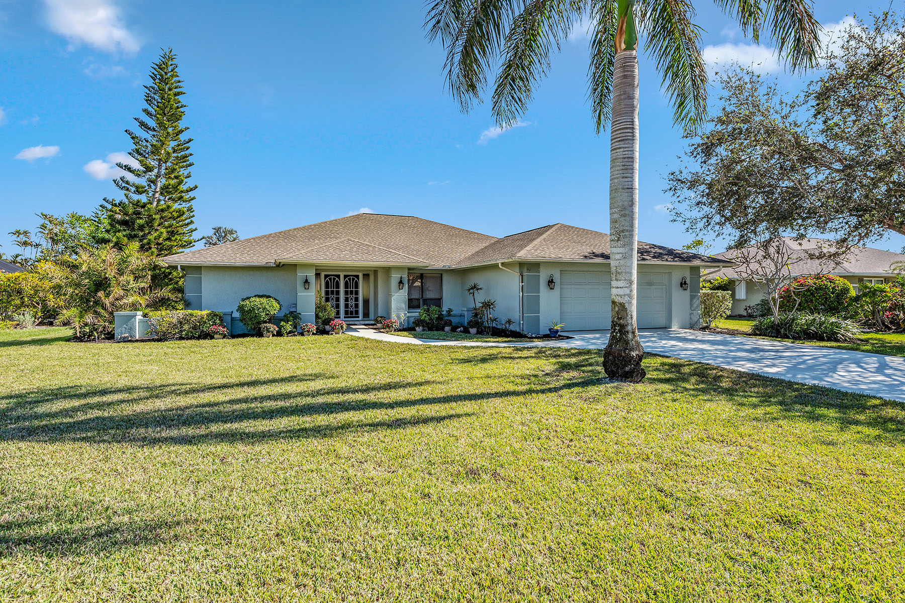 2208 Regal Way
