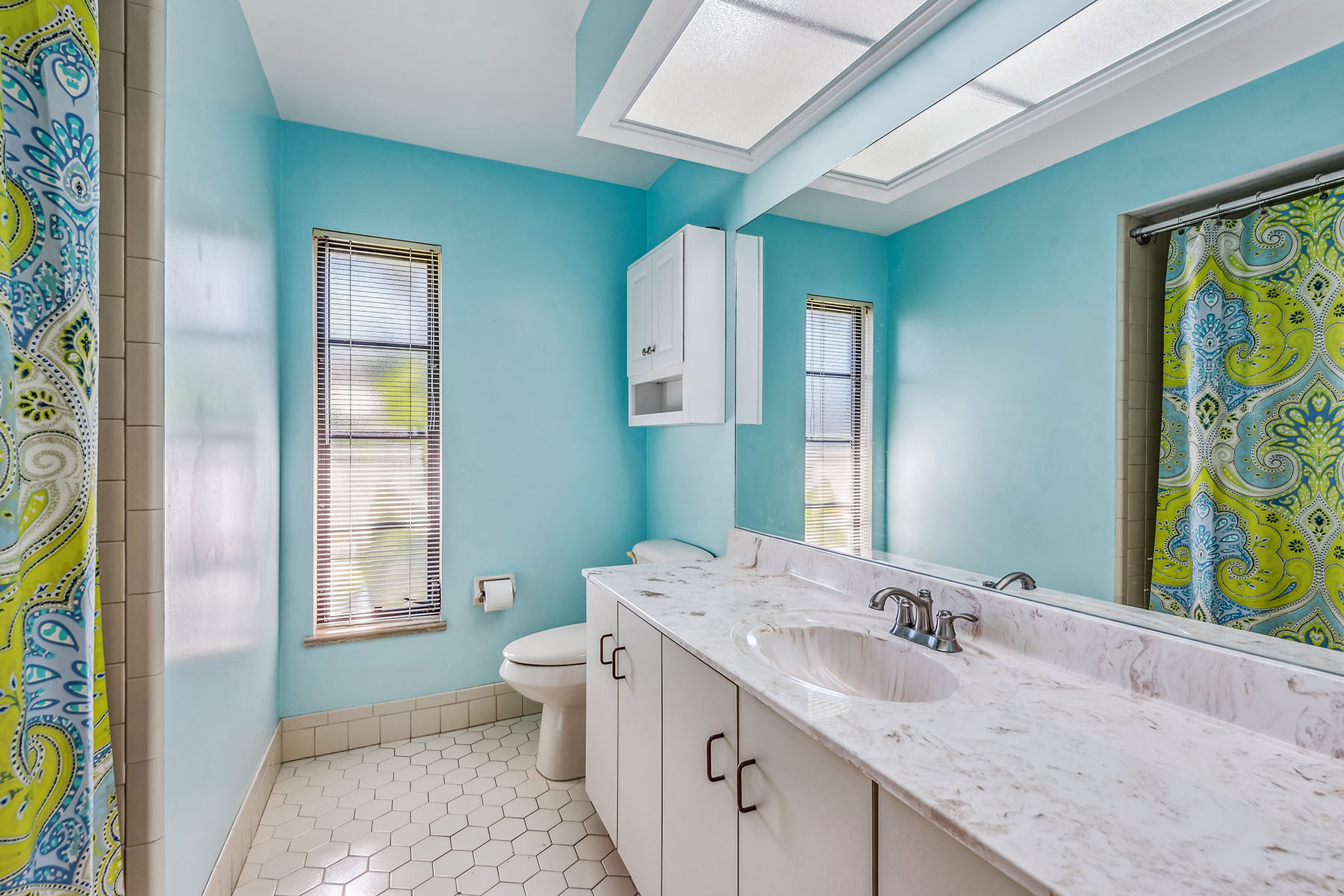 2208 Regal Way