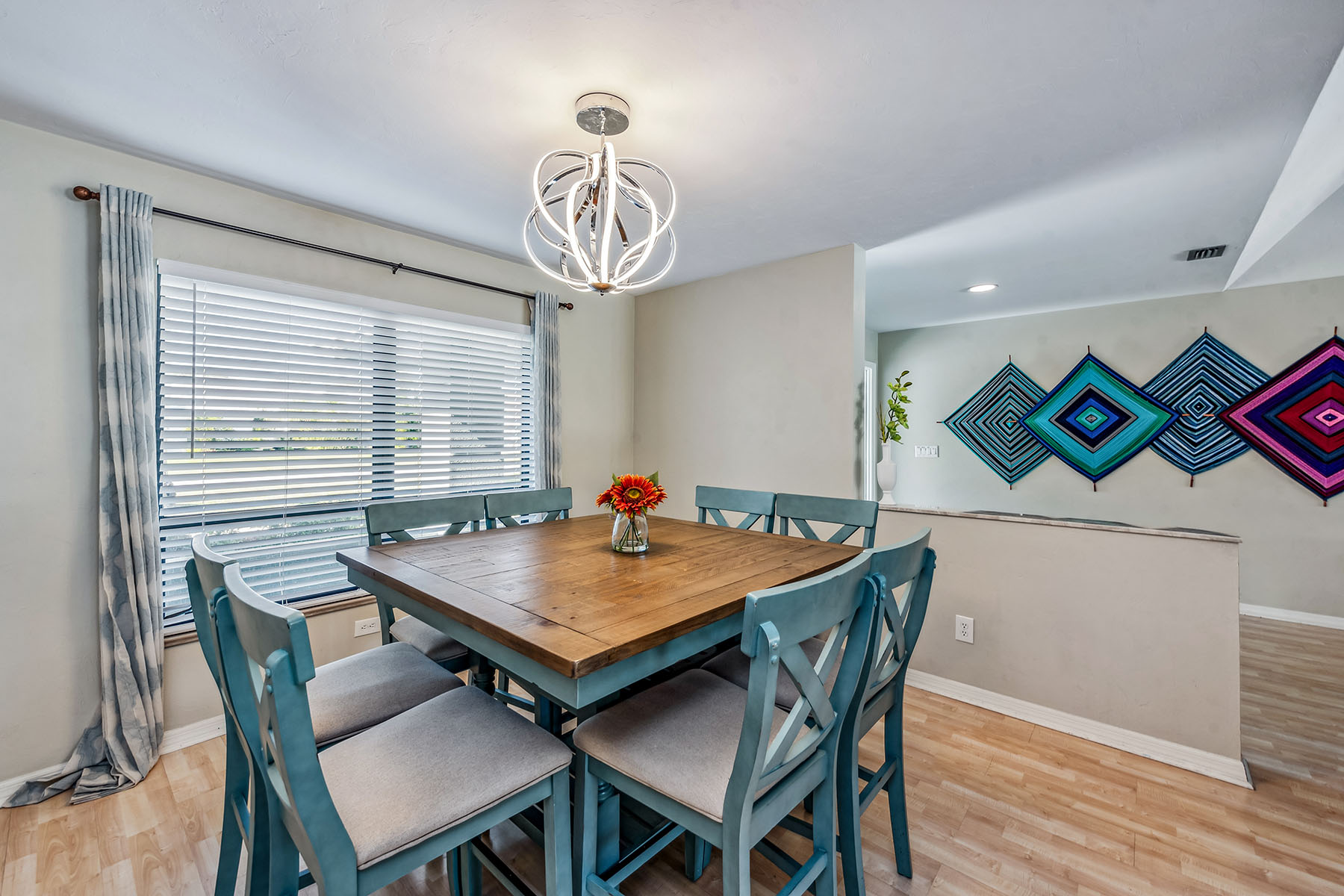 2208 Regal Way