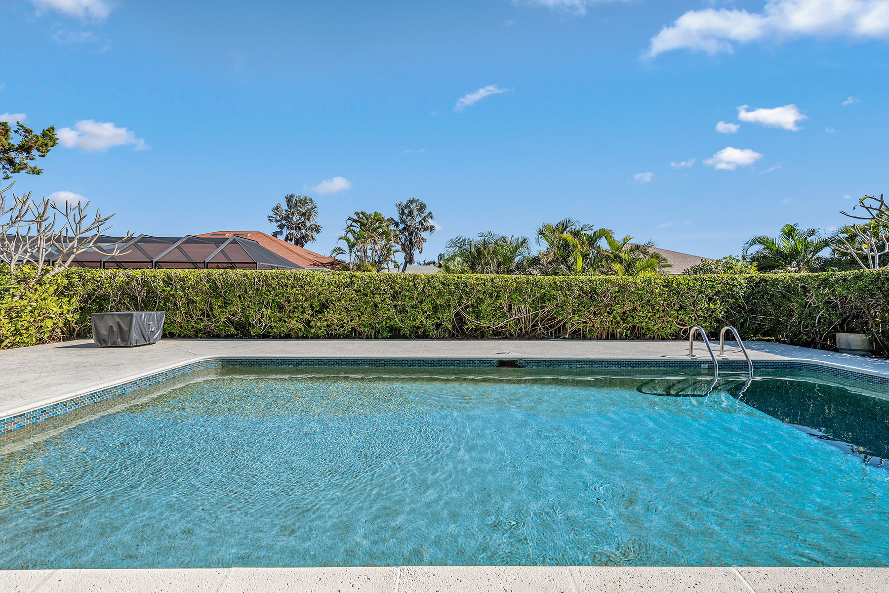 2208 Regal Way