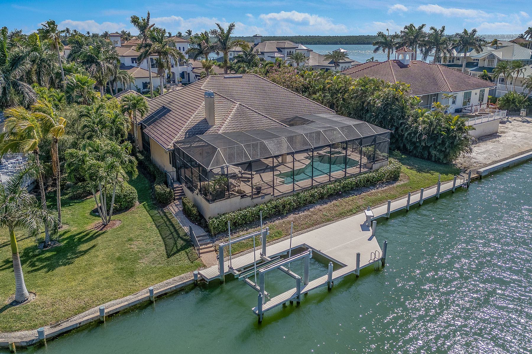 1520 Caxambas Court