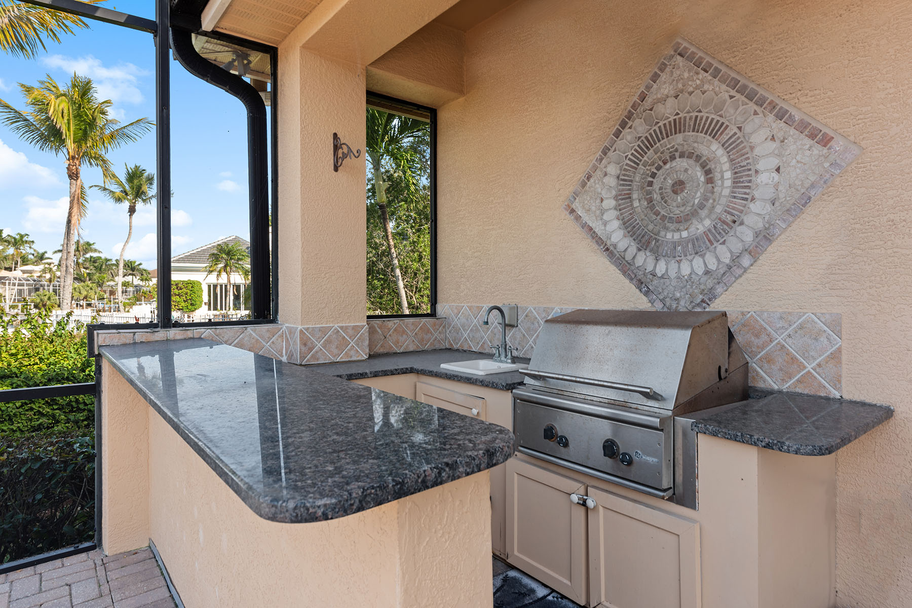 1520 Caxambas Court