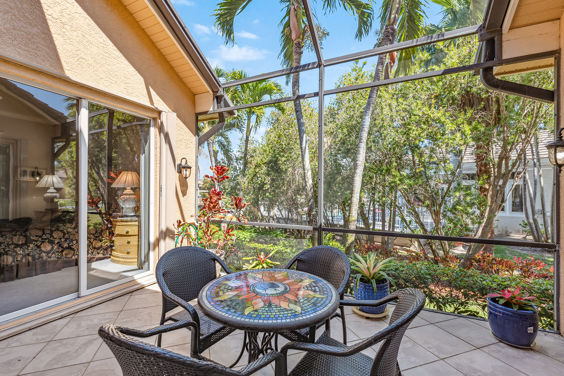 1520 Caxambas Court
