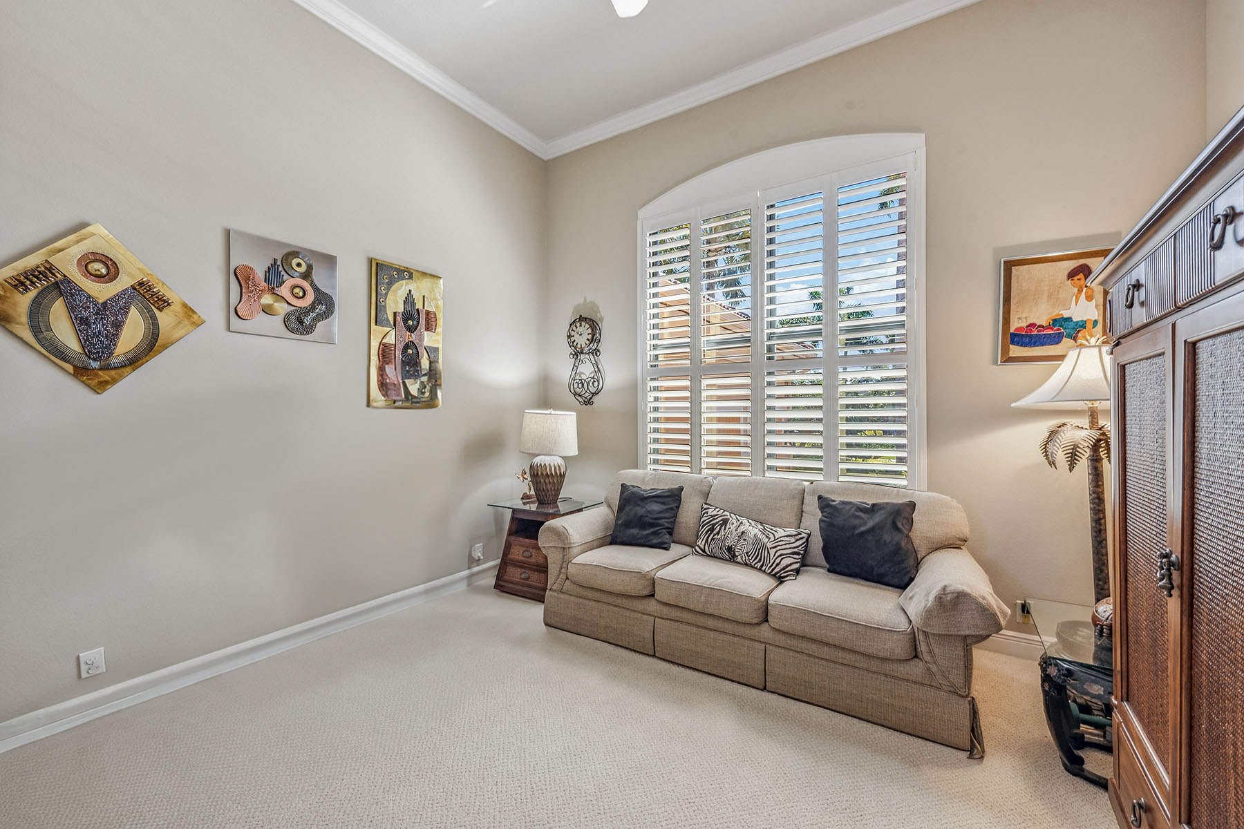 1520 Caxambas Court